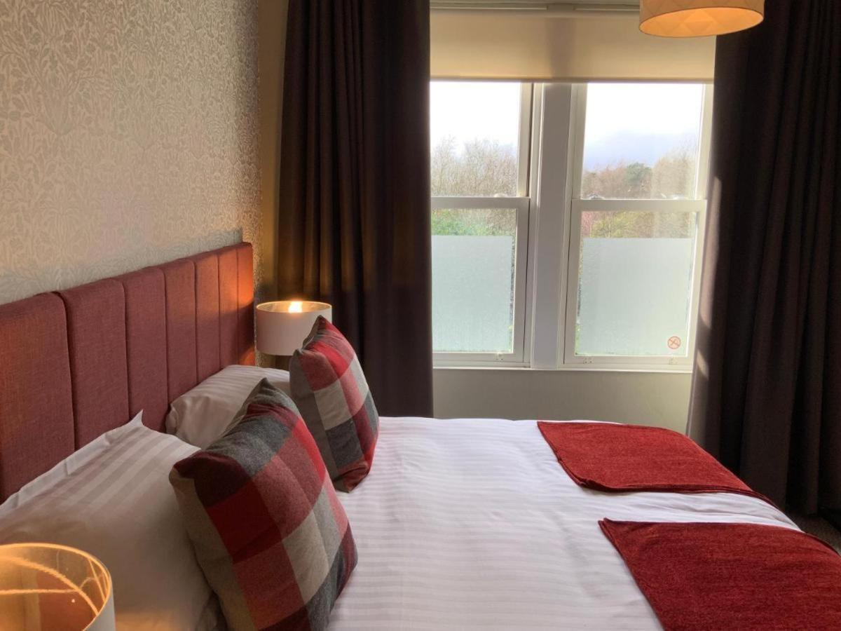 The Sun Inn Troutbeck Bridge Room photo