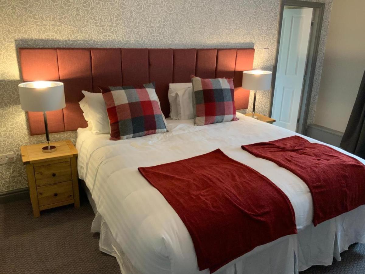 The Sun Inn Troutbeck Bridge Room photo