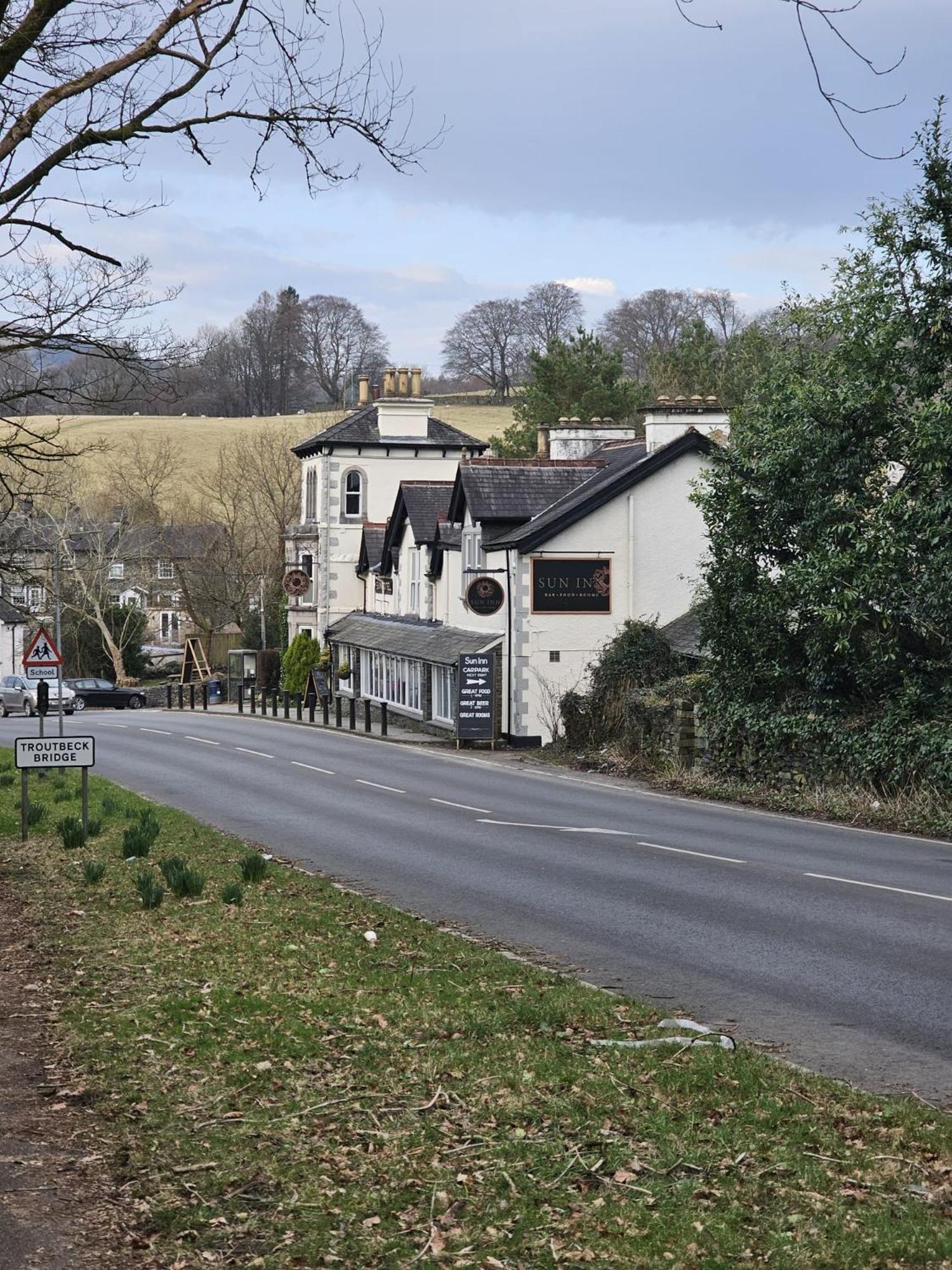 The Sun Inn Troutbeck Bridge Exterior photo