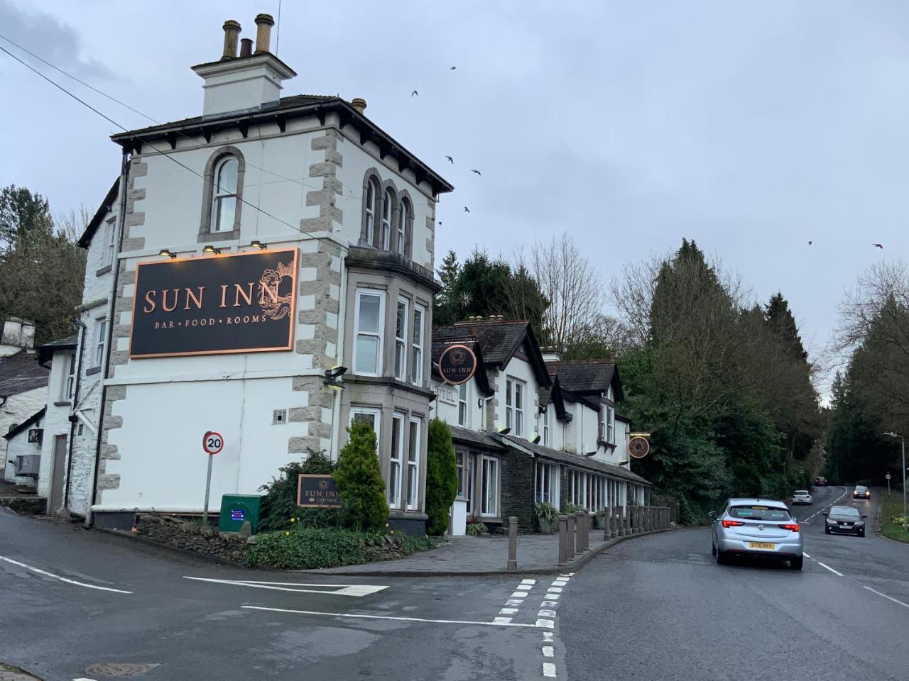 The Sun Inn Troutbeck Bridge Exterior photo