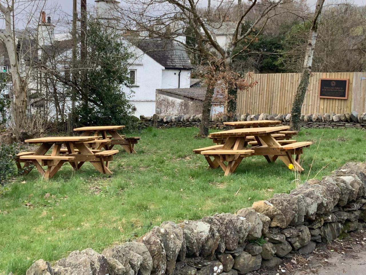 The Sun Inn Troutbeck Bridge Exterior photo